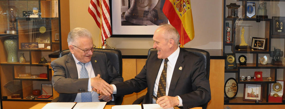 Juan Cano Ruano and Kim Wilcox