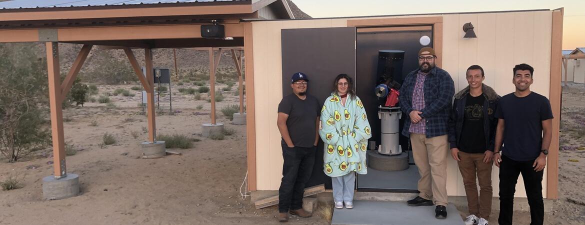 Physics undergraduate students at GMARS