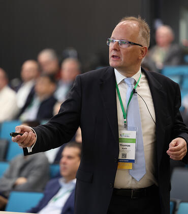 Thomas Koch Professor Karlsruhe Institute of Technology and CEO of Allianz Wasserstoff Motor