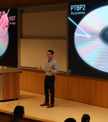 Student presents at Grad Slam