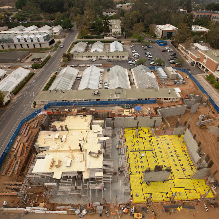 School of Medicine education building construction