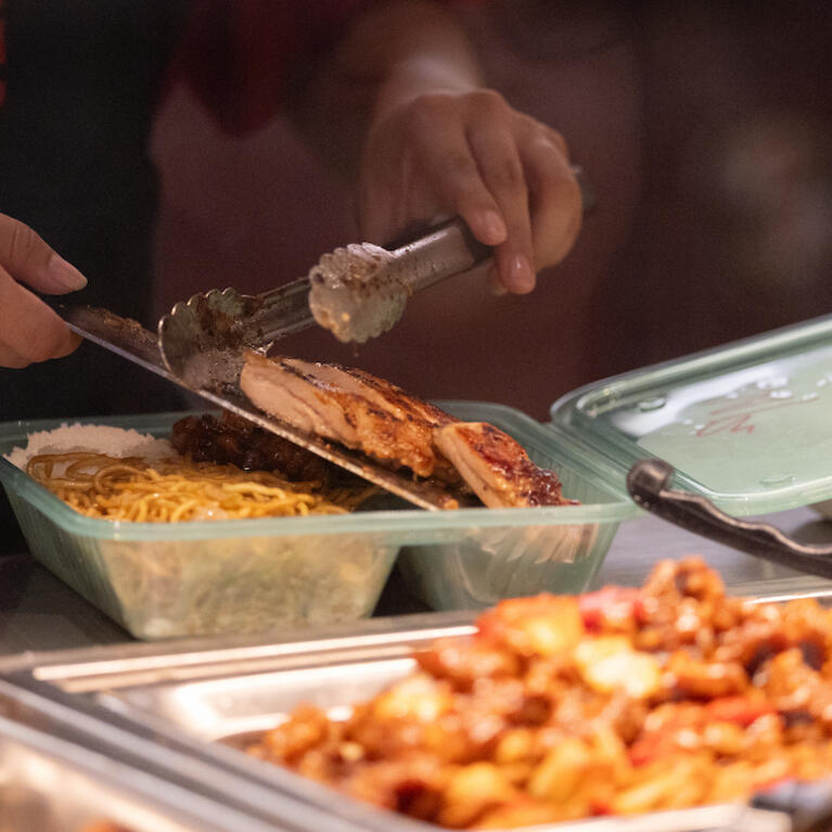 Food served in reusable container