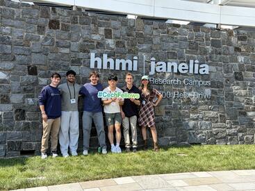 Axel Busch Castro with other HHMI fellows