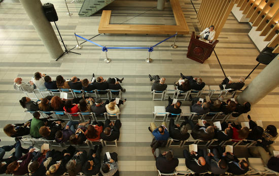 Provost Cynthia Larive speaks at MRB