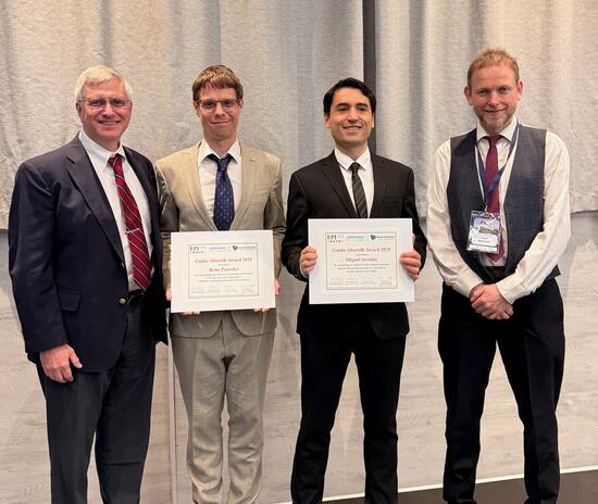 Miguel Arratia receives the Guido Altarelli Award